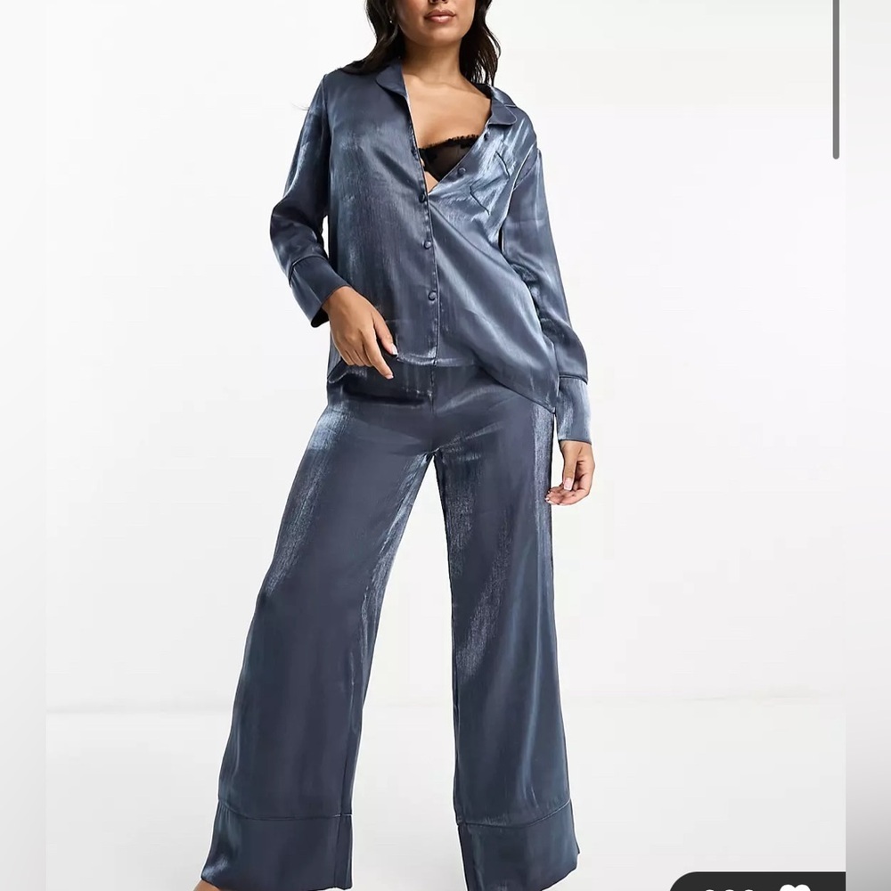 Loungeable satin revere top and pants pajama set in steel blue Size 10
